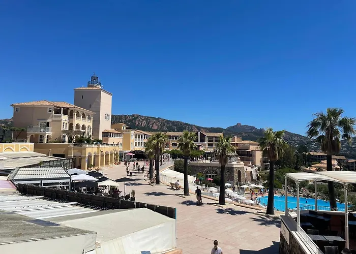 Village Cap Esterel, Piscine, Daire *