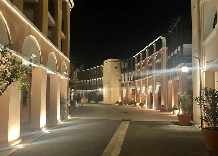 Village Cap Esterel, Piscine, Daire