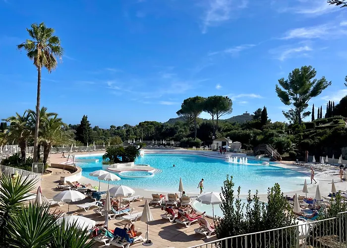 Daire Village Cap Esterel, Piscine, *