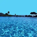 Village Cap Esterel, Piscine, Apartment Saint-Raphael (Var)
