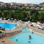 Village Cap Esterel, Piscine, * Saint-Raphael (Var)