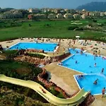 Village Cap Esterel, Piscine, * Saint-Raphael (Var)