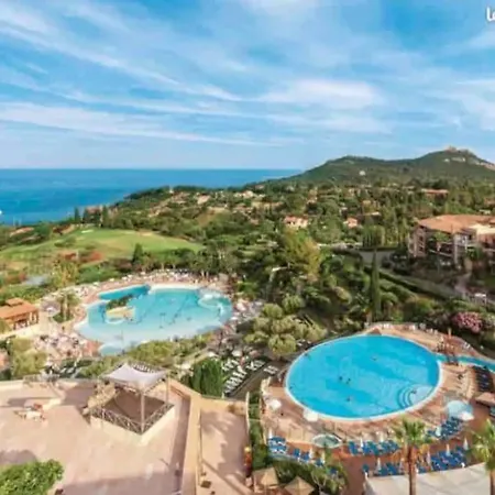 Village Cap Esterel, Piscine,