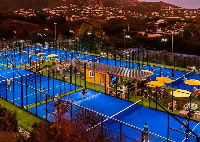 Village Cap Esterel, Piscine, דירה *