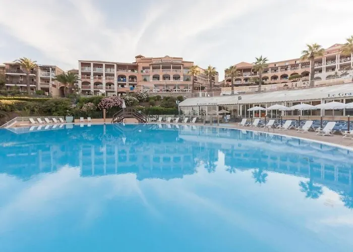 Village Cap Esterel, Piscine, * Saint-Raphaël